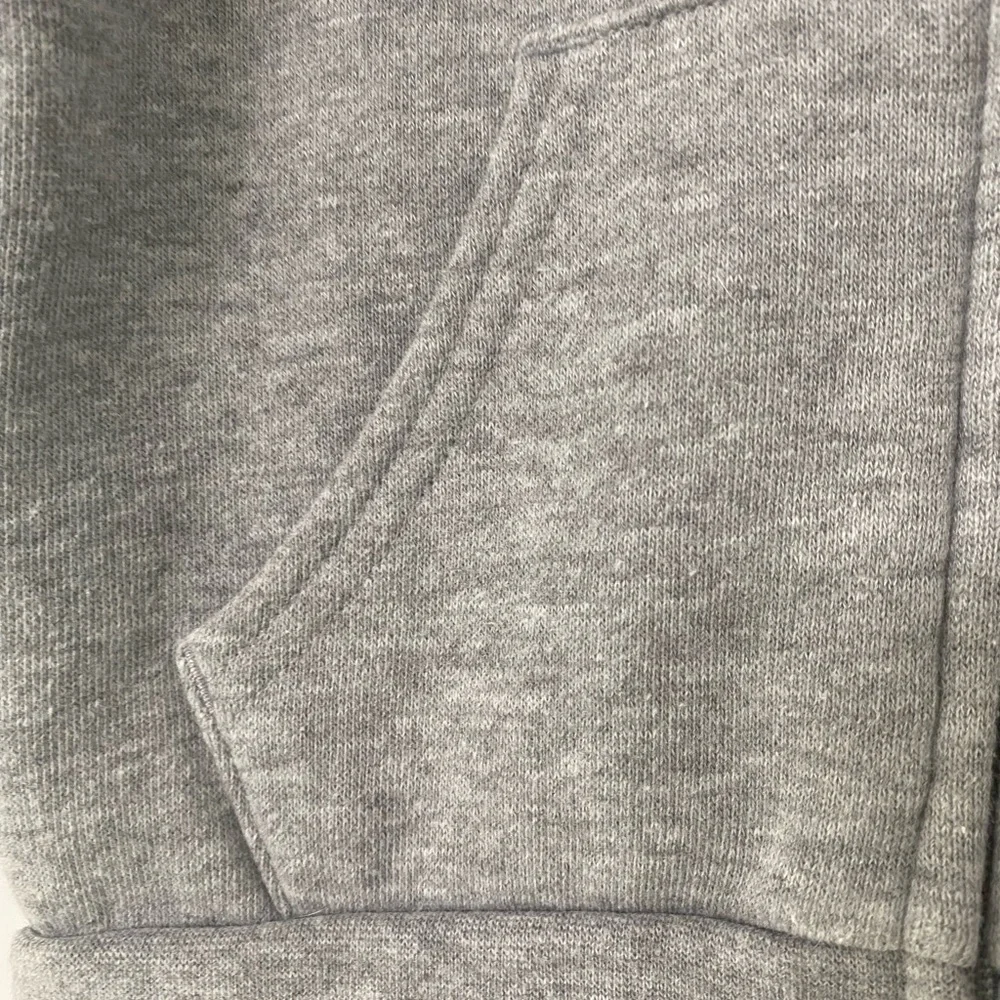 EUC Boy’s Gray Champion Lightweight Zip Hooded Pockets Football Jacket 12 Months - Picture 4 of 8